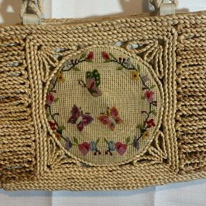 VNTG BOHO LAGENLOOK Shoulder Bag-Woven-Butterfly/ Floral Naturalist Embroidered!